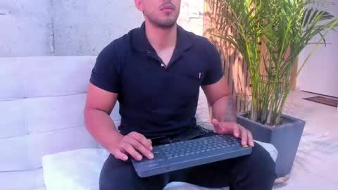 Snapshot of alan_greek_1 chatting on 05.13.26 Alan greek online show from 05.13.26