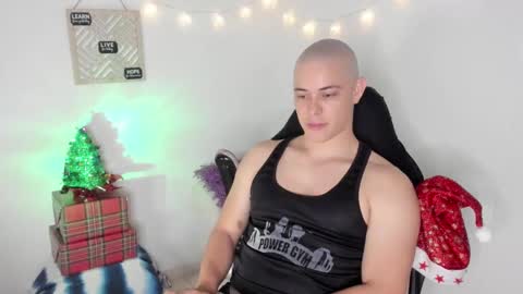 Snapshot of alan_hadid1 chatting on 12.13.24 Alan Hadid online show from 12.13.24