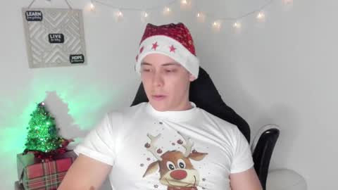 Snapshot of alan_hadid1 chatting on 12.17.24 Alan Hadid online show from 12.17.24