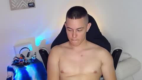 Snapshot of alan_hadid1 chatting on 01.14.25 Alan Hadid online show from 01.14.25