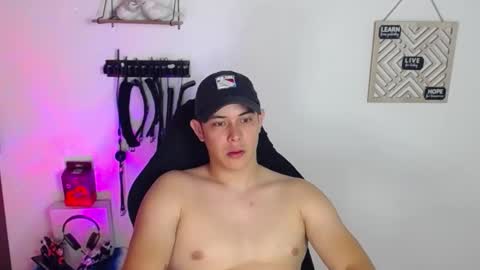 Snapshot of alan_hadid1 chatting on 01.27.25 Alan Hadid online show from 01.27.25