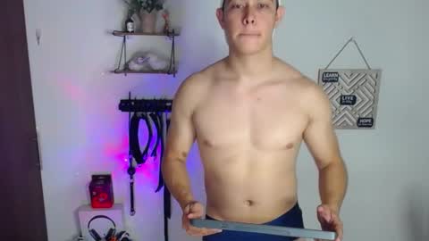 Snapshot of alan_hadid1 chatting on 01.30.25 Alan Hadid online show from 01.30.25