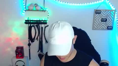 Snapshot of alan_hadid1 chatting on 01.31.25 Alan Hadid online show from 01.31.25