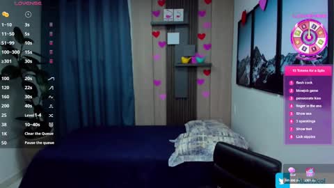 Alan  Kevin can we reach 100 thumbs up please guys  online show from 02.17.25