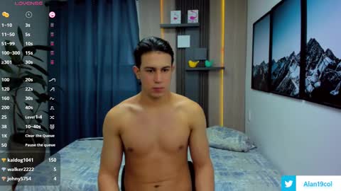 Alan  Kevin can we reach 100 thumbs up please guys  online show from 03.12.25