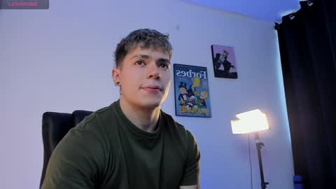 Snapshot of alan_rosee chatting on 01.07.25 Alan online show from 01.07.25