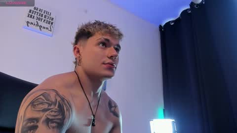 Snapshot of alan_rosee chatting on 02.04.25 Alan online show from 02.04.25