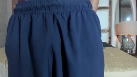 Snapshot of alan_santhos chatting on 11.28.25 ---Alan--- online show from 11.28.25