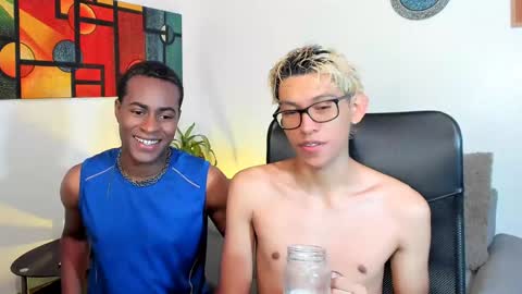 Alan and Criss - WE JUST FRIENDS WITH BENEFITS BOTH VERS online show from 01.10.25