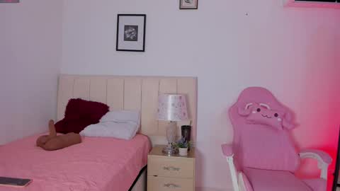 Snapshot of alana_ada chatting on 10.09.25 alana_ada online show from 10.09.25