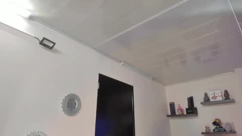 Maeve  online show from 01.30.25