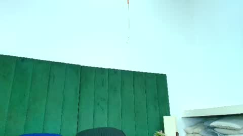 Snapshot of alana_petite chatting on 06.27.26 ALANA PETITE online show from 06.27.26