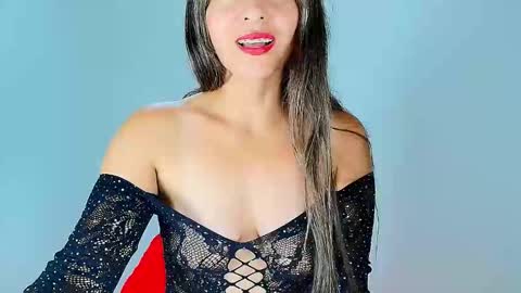 alana_pink95 online show from 02.01.26