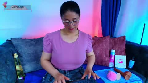 Alana  online show from 12.16.25