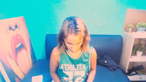 Snapshot of alanadelray chatting on 02.05.25 alanadelray online show from 02.05.25