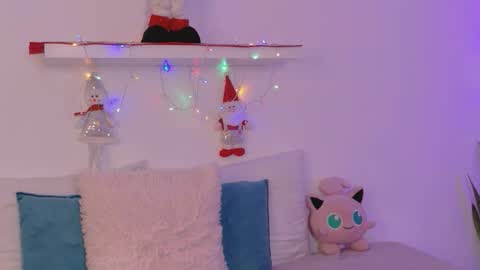 Snapshot of alanajohnson__ chatting on 11.27.25 Ana online show from 11.27.25