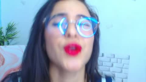 alanasaenz25 online show from 05.30.26
