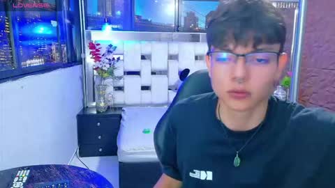 ALAN DEL REY online show from 12.05.25