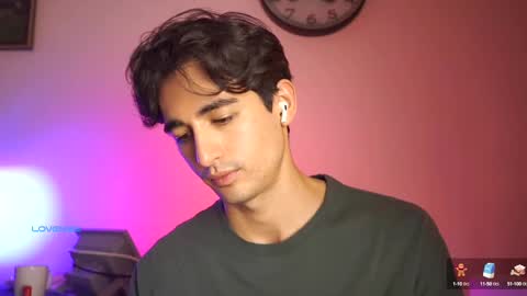 idenavarre online show from 12.03.24