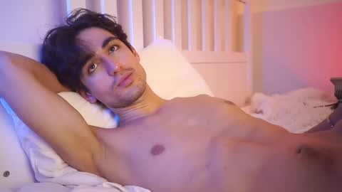 idenavarre online show from 12.24.24