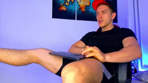 Alan Ferrer online show from 12.17.25