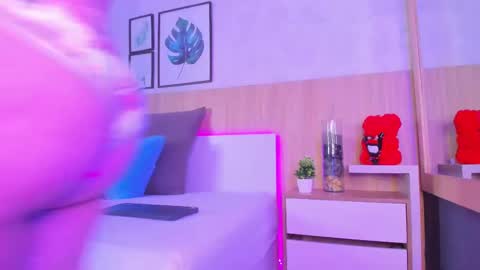 Alanna  online show from 10.04.25