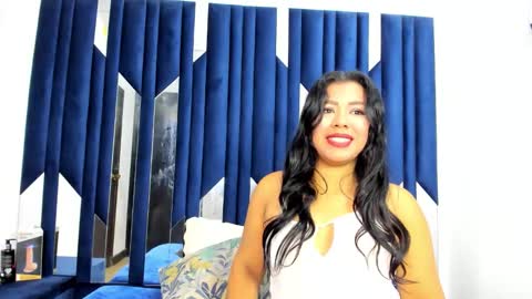 Snapshot of alannaht chatting on 04.19.26 alannaht online show from 04.19.26