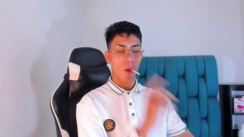 alannaughty_ online show from 02.02.25