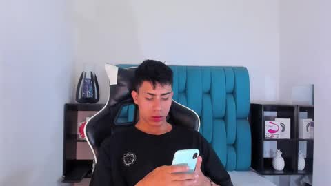 alannaughty_ online show from 02.15.25