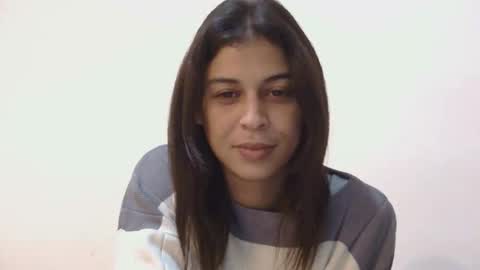 Snapshot of alaouirim25 chatting on 02.10.26 AllylicArabis online show from 02.10.26