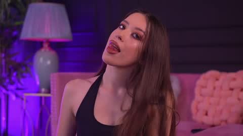 Snapshot of alaramyst chatting on 05.28.26 Alara online show from 05.28.26