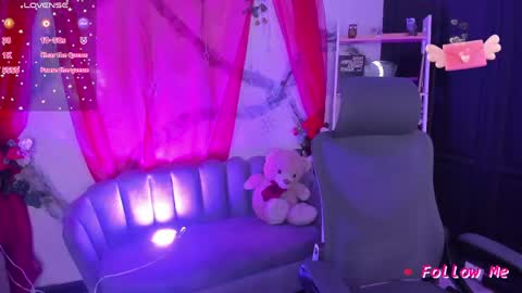 Snapshot of alaskaflowers_ chatting on 05.17.26 Alaska online show from 05.17.26