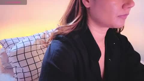 Snapshot of alba_toro535670 chatting on 05.28.26 alba_toro535670 online show from 05.28.26