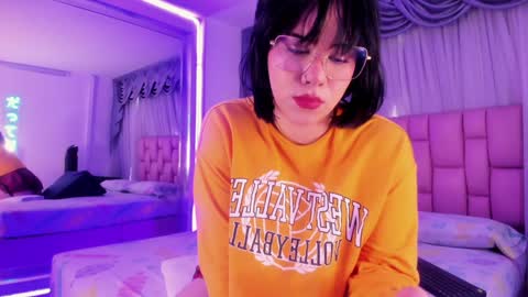 albaandthayron online show from 01.22.25