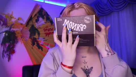 albaandthayron online show from 09.29.25