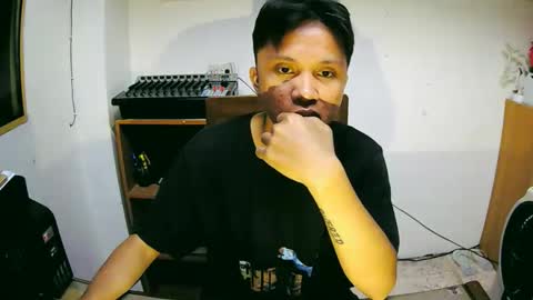 Snapshot of albedoxx chatting on 04.04.26 Albedo online show from 04.04.26