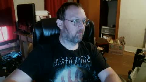 Snapshot of alberik2316 chatting on 12.14.24 Alberik online show from 12.14.24