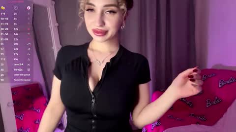 Snapshot of albertinadez chatting on 03.01.26 Viktoria online show from 03.01.26