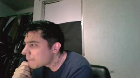 Snapshot of albertoarenas16 chatting on 05.29.26 albertoarenas16 online show from 05.29.26