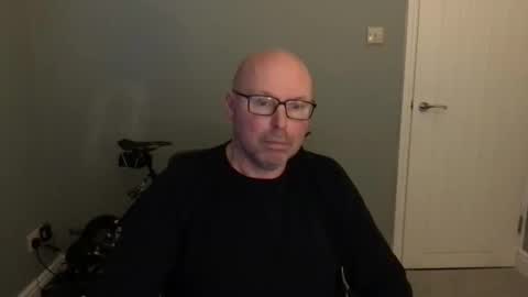 Snapshot of alc300170 chatting on 12.16.24 alc300170 online show from 12.16.24