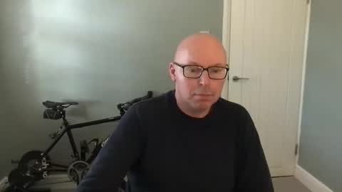 Snapshot of alc300170 chatting on 09.30.25 alc300170 online show from 09.30.25