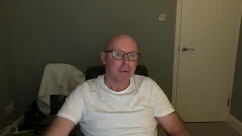 Snapshot of alc300170 chatting on 11.10.25 alc300170 online show from 11.10.25