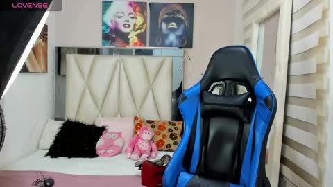 ale_noah_xxx online show from 02.14.25