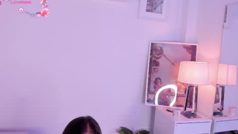 Snapshot of aleexa_cute chatting on 06.24.26 Alexa online show from 06.24.26