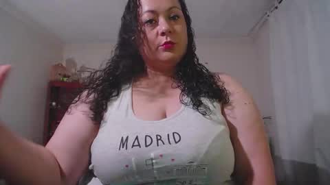 Snapshot of aleia_taylor chatting on 09.21.25 aleia taylor online show from 09.21.25