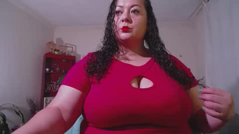 Snapshot of aleia_taylor chatting on 10.08.25 aleia taylor online show from 10.08.25