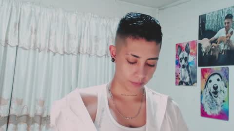 Snapshot of aleja1214 chatting on 12.05.24 Alejandra online show from 12.05.24