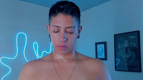 Snapshot of aleja1214 chatting on 09.11.25 Alejandra online show from 09.11.25