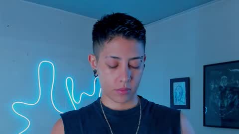 Snapshot of aleja1214 chatting on 10.24.25 Alejandra online show from 10.24.25