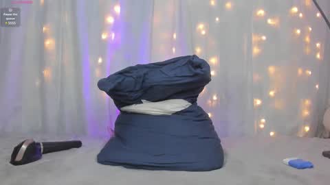 Snapshot of aleja_rossi chatting on 01.24.25 Aleja online show from 01.24.25